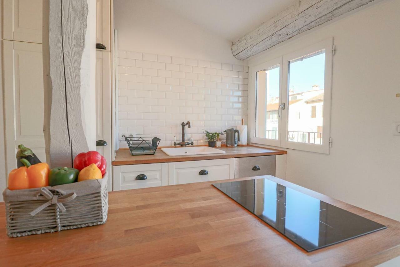 Clt - Unique Duplex & Terrace On The Provencal Market Antibes Exterior foto